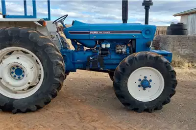 Ford Tractors 4WD tractors Ford County 7600 4WD With Rovic Front End Loader for sale by N1 Tractors | AgriMag Marketplace