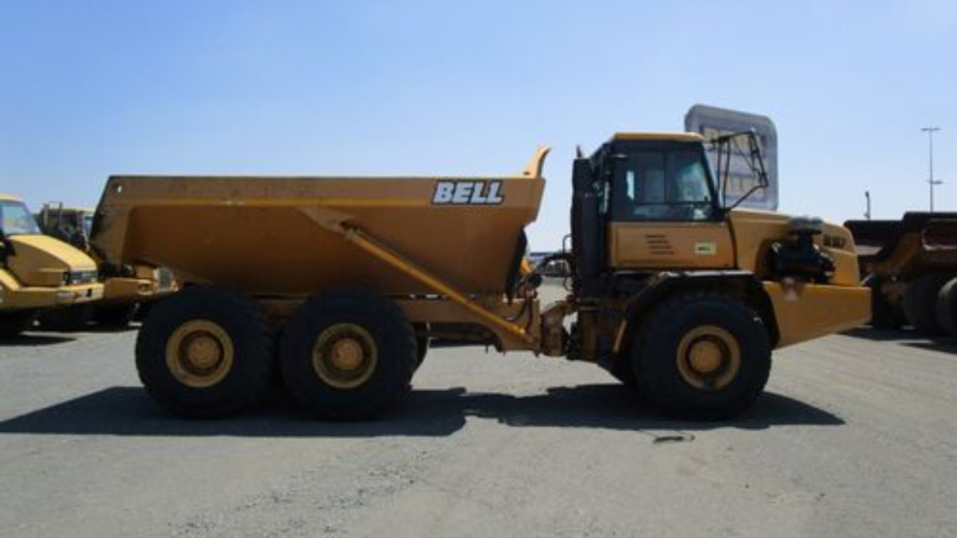 Bell ADTs B30D 2010 for sale by Dura Equipment Sales | Truck & Trailer Marketplace