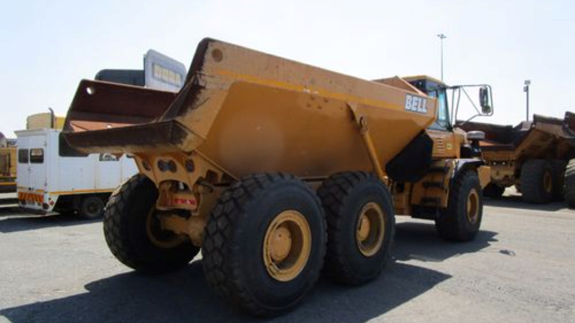 Bell ADTs B30D 2010 for sale by Dura Equipment Sales | Truck & Trailer Marketplace