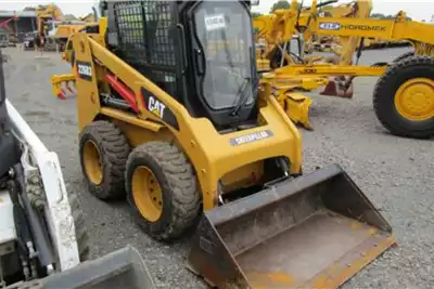 Caterpillar Skidsteers 226B3 2015 for sale by Dura Equipment Sales | Truck & Trailer Marketplace