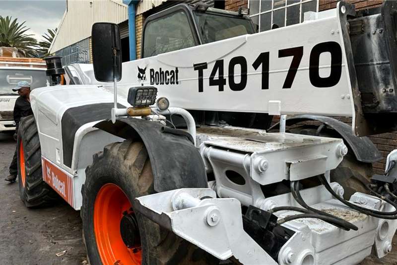 Bobcat Telehandlers Bobcat T40170  4x4x4 Telehandler for sale by A and B Forklifts | AgriMag Marketplace