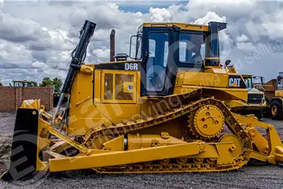 Caterpillar Dozers CAT D6R DOZER 2012 for sale by EARTHCOMP | Truck & Trailer Marketplace