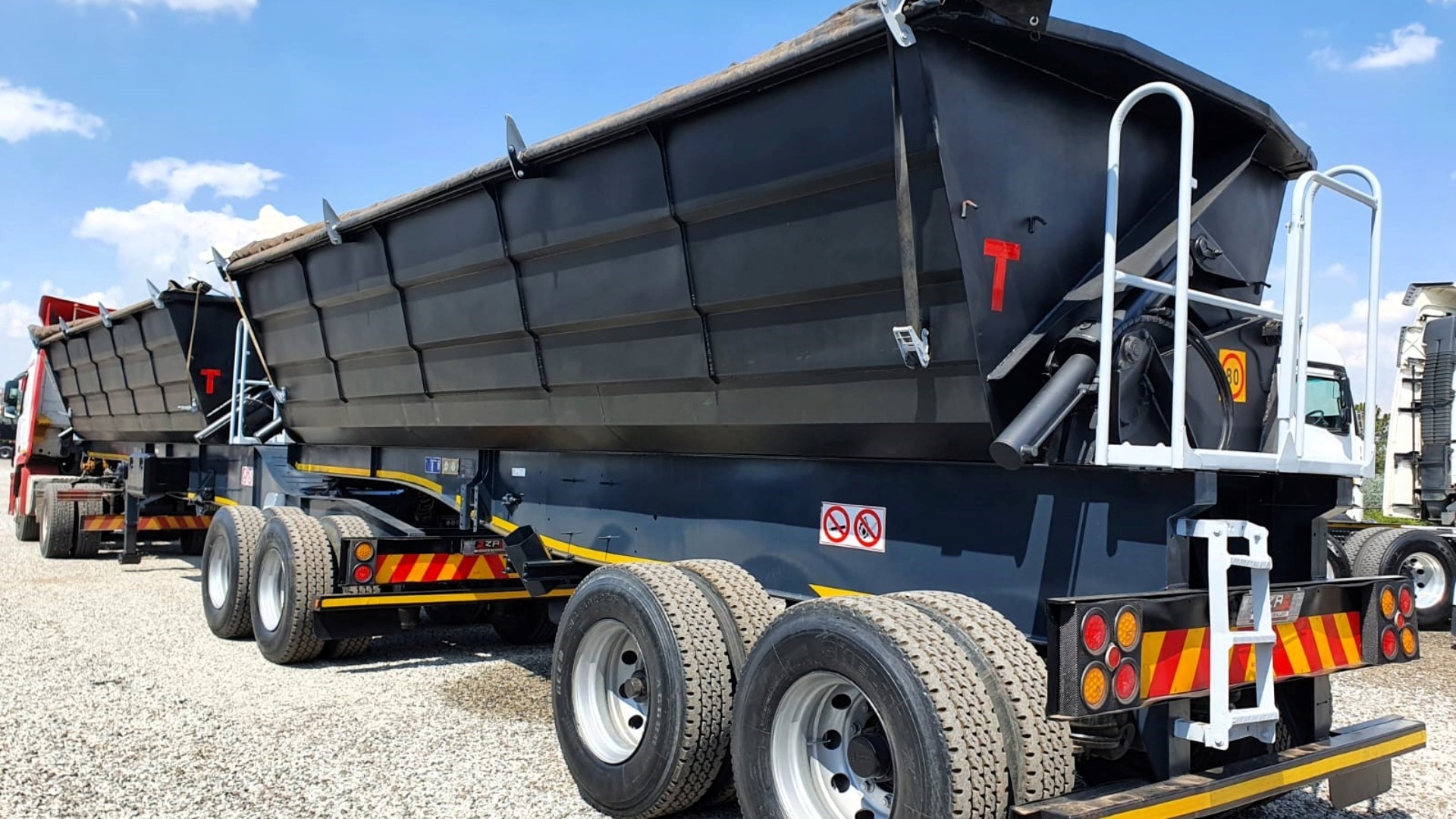 Bahrain Trailers Side tipper BAHRAIN SIDE TIPPER 40 CUBE TRAILER 2020 for sale by ZA Trucks and Trailers Sales | Truck & Trailer Marketplace