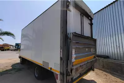 Hino Box trucks 300 814 2011 for sale by Pomona Road Truck Sales | AgriMag Marketplace
