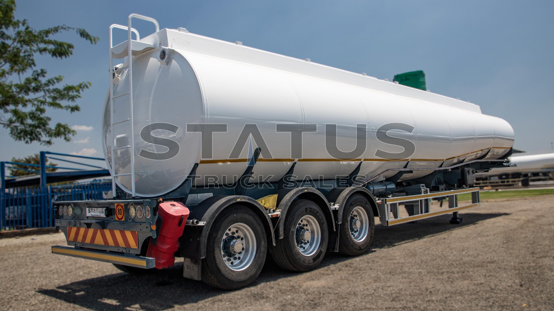 GRW Fuel tanker 2019 GRW 50 000L Tri Axle Aluminuim Fuel Tanker Tr 2019 for sale by Status Truck Sales | Truck & Trailer Marketplace