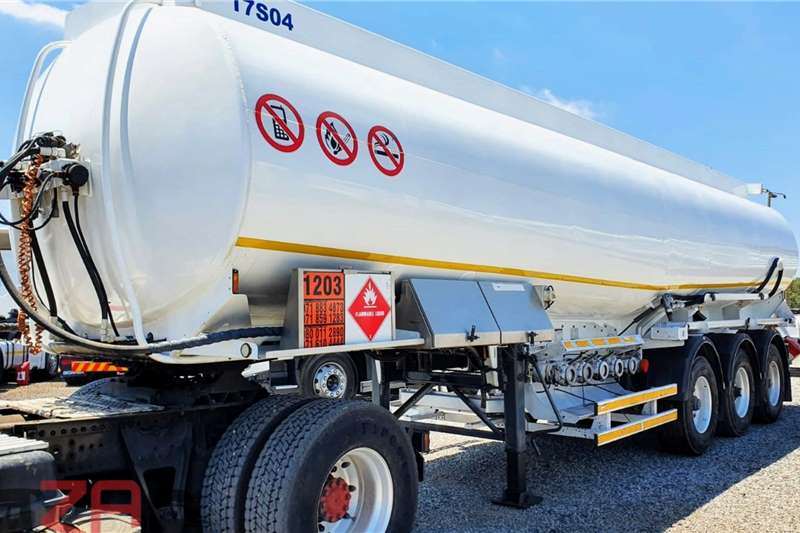 Tank Clinic Fuel tanker TANK CLINIC ALLUMINIUM FUEL TANKER 2017