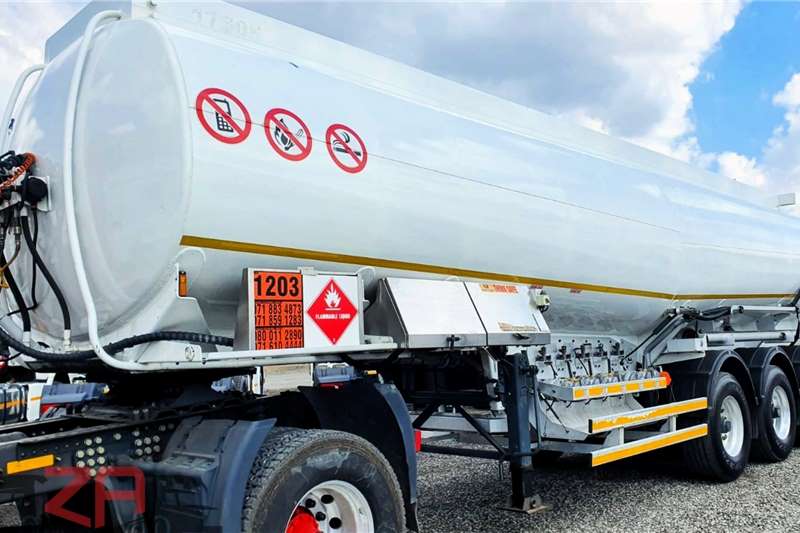 Tank Clinic Fuel tanker TANK CLINIC ALLUMINIUM FUEL TANKER 2017