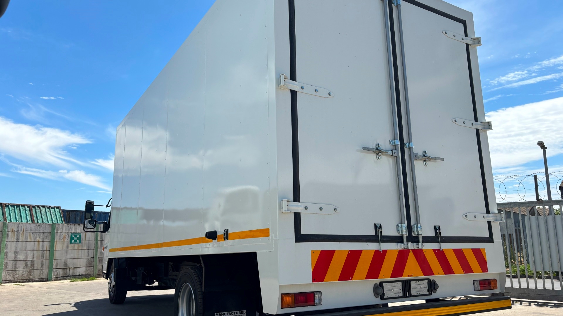 Fuso Box trucks FE8 150 AUTO DUONIC V/VAN (CAPE TOWN) 2022 for sale by Crosstate Auctioneers | Truck & Trailer Marketplace