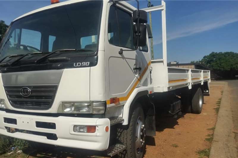 Dropside trucks in South Africa on Truck & Trailer Marketplace