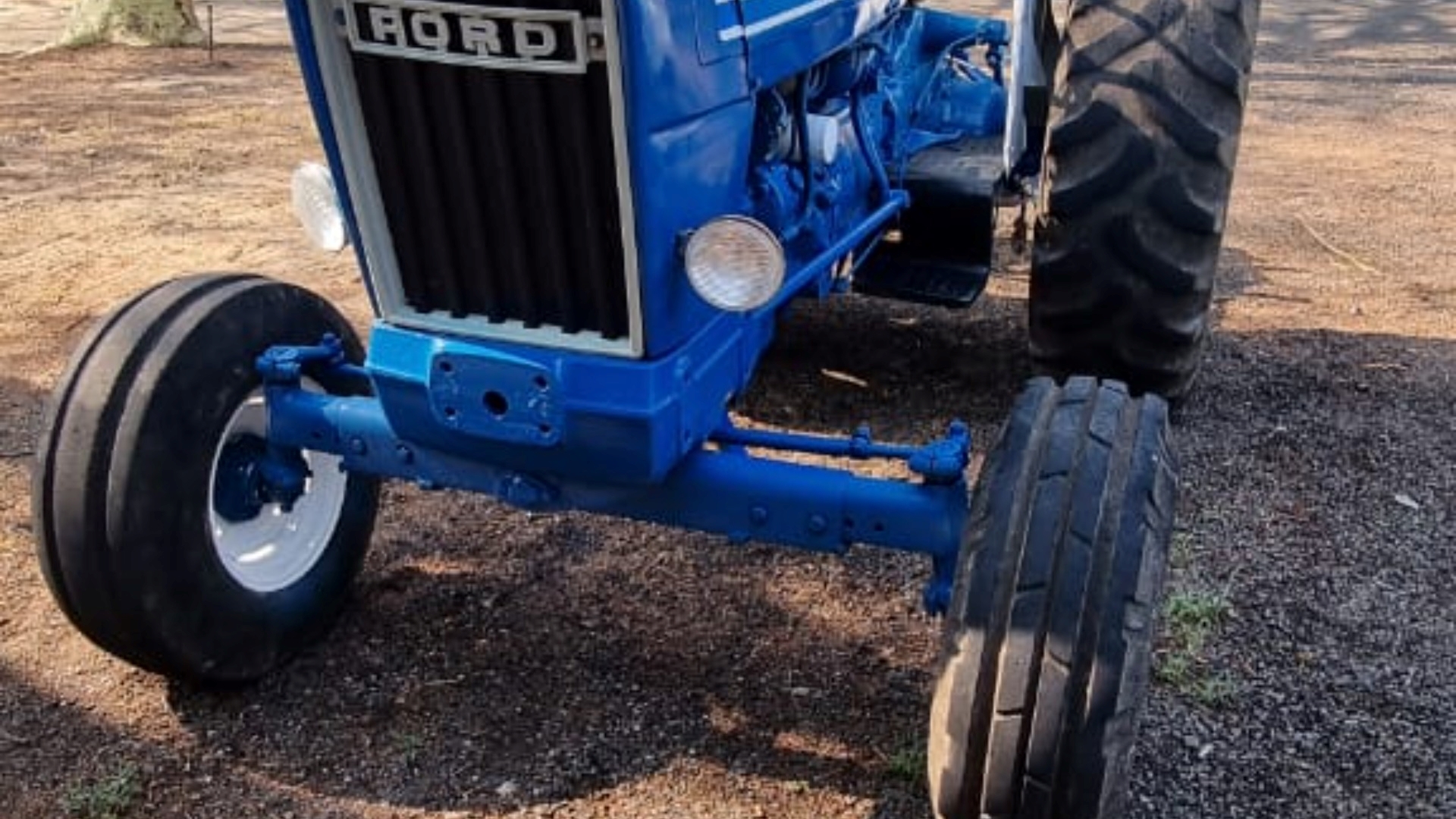 Ford Tractors 2WD tractors 6600 for sale by R3G Landbou Bemarking Agricultural Marketing | AgriMag Marketplace