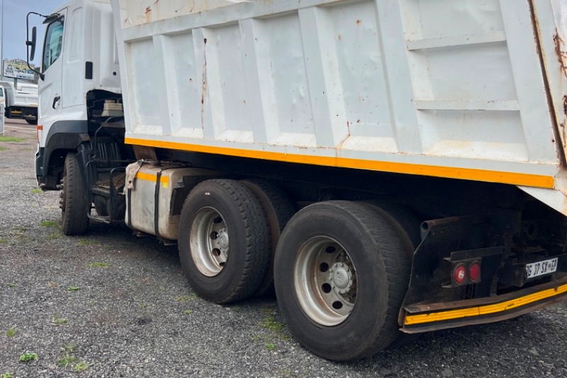 Hino Tipper trucks Hino 700 10 cubic tipper 2015 for sale by Country Wide Truck Sales Pomona | Truck & Trailer Marketplace