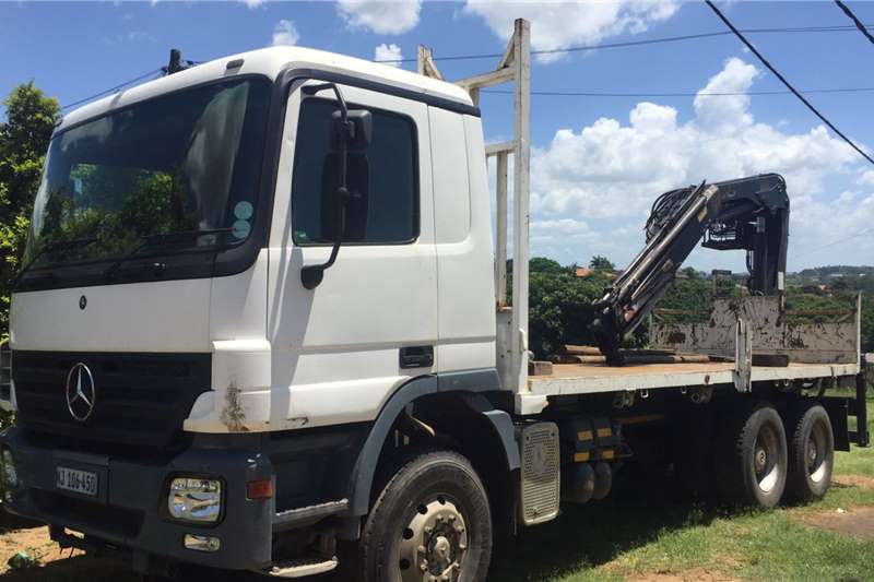 [condition] Crane trucks in [region] on Truck & Trailer Marketplace