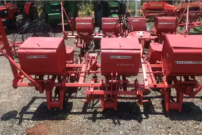 Massey Ferguson Planting and seeding equipment Row planters 3 Row Planter 1996 for sale by Randvaal Trekkers and Implements | AgriMag Marketplace