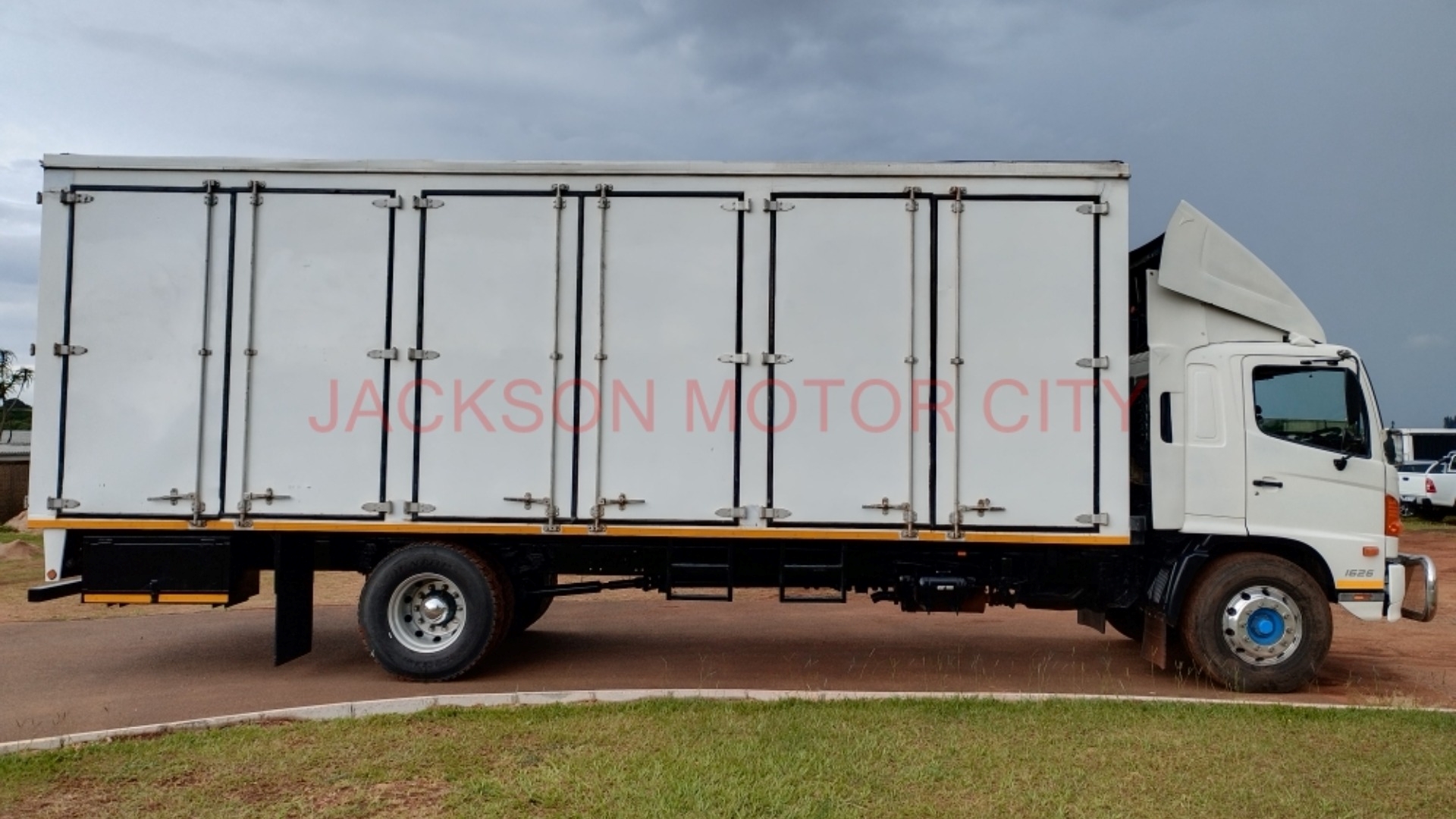Hino Box trucks 500_1626 LWB WITH VOLUME BODY 2014 for sale by Jackson Motor City | Truck & Trailer Marketplace