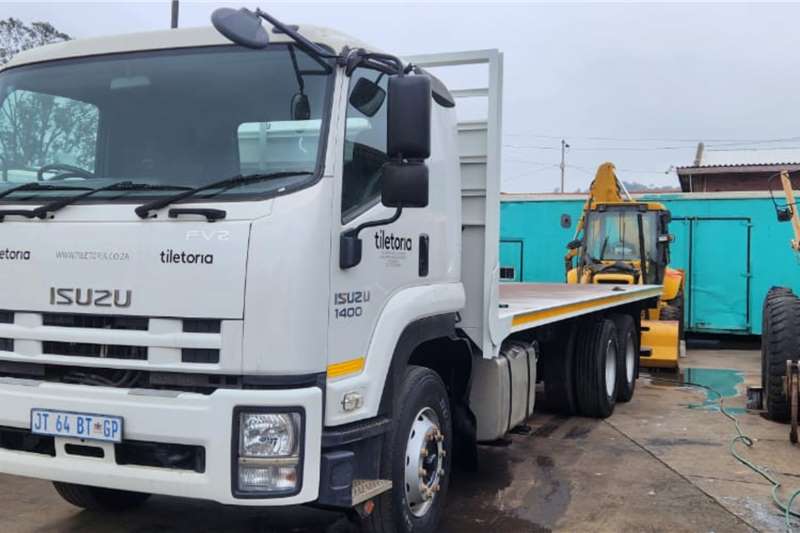 [make] Flatbed trucks in South Africa on AgriMag Marketplace