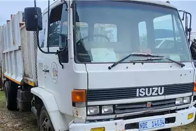 Isuzu Garbage trucks Isuzu  F8000 Compactor for sale by Ideal Trucks | Truck & Trailer Marketplace