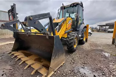 JCB TLBs 3CX 4X4 2018 for sale by Pomona Road Truck Sales | AgriMag Marketplace
