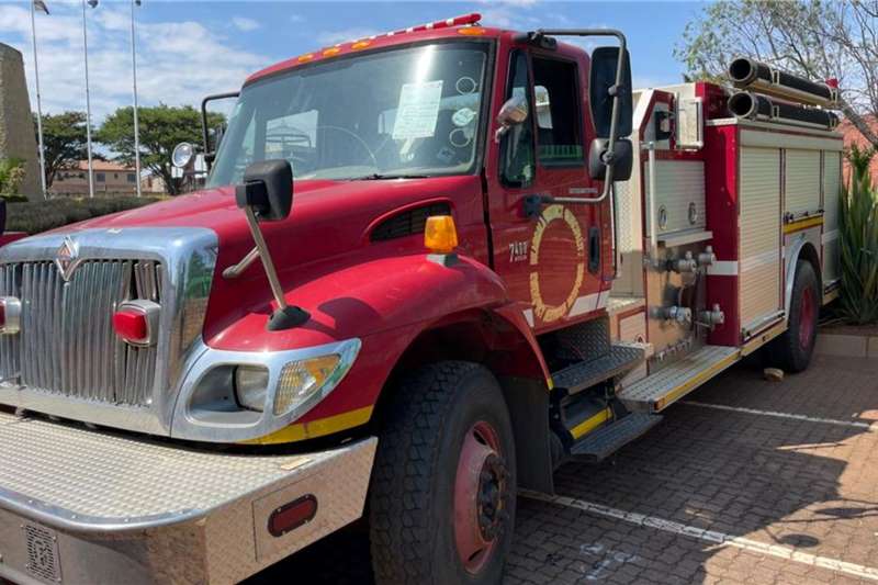International Fire trucks 7400