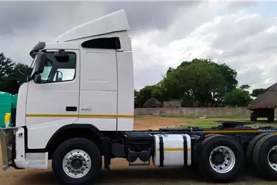 Truck Tractors 2014 Volvo FH 440 6x4 TT 2014