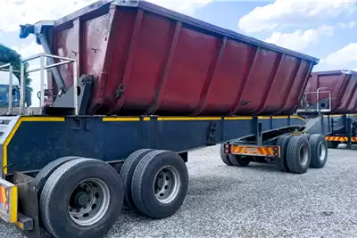 Top Trailer Trailers Side tipper TOP TRAILER 40 CUBE SIDE TIPPER 2007 for sale by ZA Trucks and Trailers Sales | Truck & Trailer Marketplace