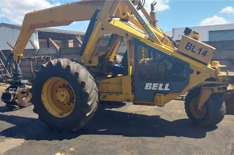 Bell Loaders Bell 225A Logger