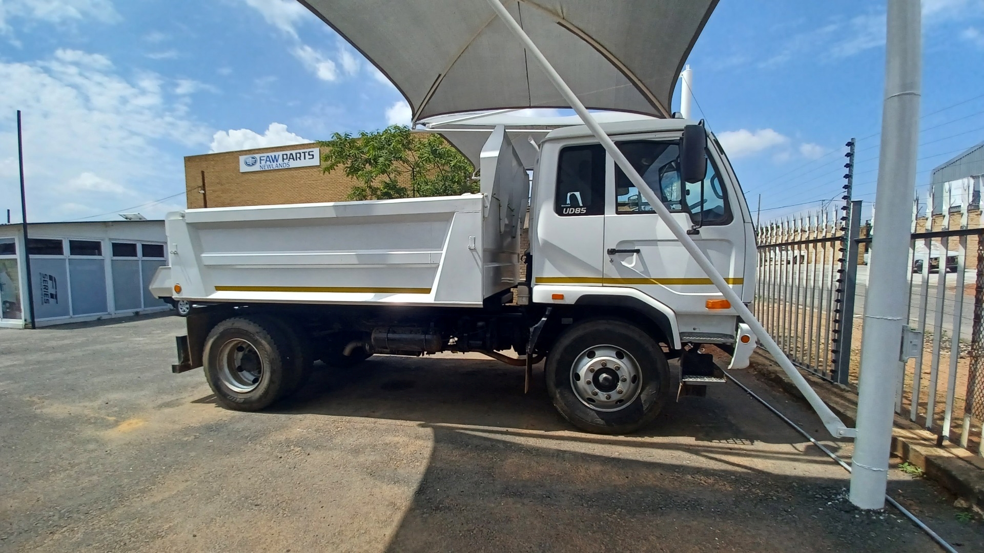 UD Tipper trucks 2014 NISSAN UD85 6 cube tipper 2014 for sale by FAW Newlands   | AgriMag Marketplace