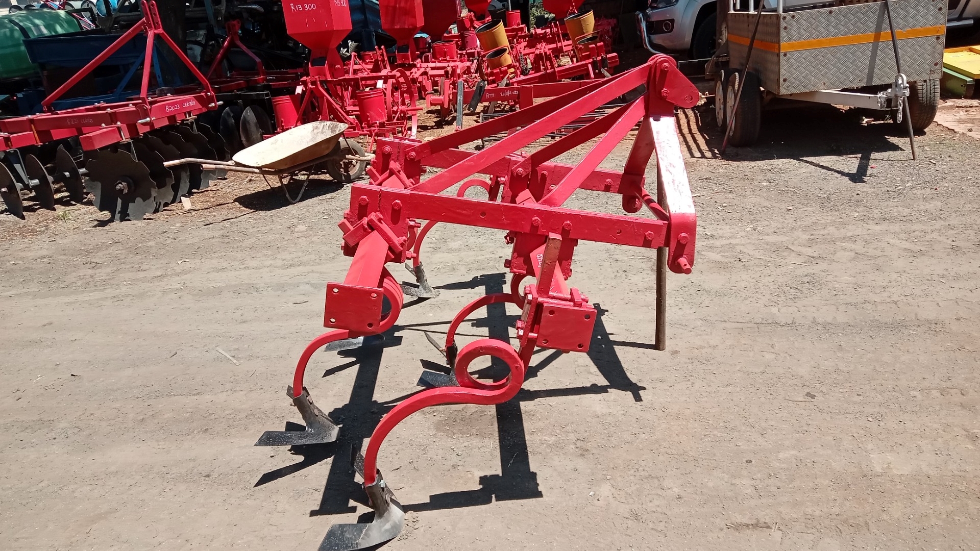 Vincs Tillage equipment Ploughs 5 Tand Skoffel for sale by Vincs se Dinge | AgriMag Marketplace