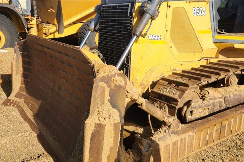 Dozers in South Africa on Truck & Trailer Marketplace