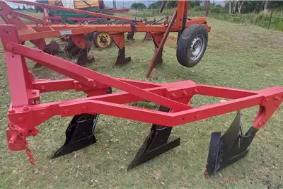 Tillage equipment Ploughs 3 Skaar Raam Ploeg for sale by R64 Trade | AgriMag Marketplace