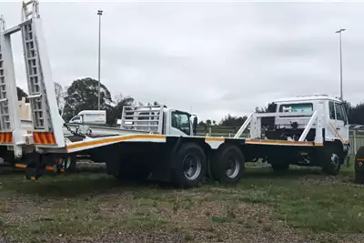 Nissan Flatbed trucks Nissan UD90 Flat deck with hydraulic winch and ram 2015 for sale by Alan Truck And Trailer Sales | AgriMag Marketplace