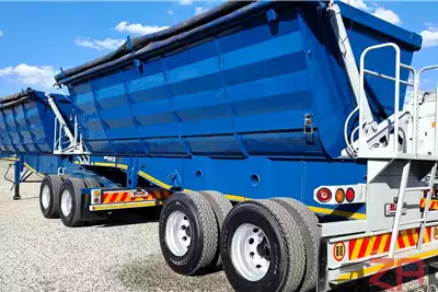 Paramount Trailers Side tipper PARAMOUNT 40 CUBE SIDE TIPPER 2019 for sale by ZA Trucks and Trailers Sales | Truck & Trailer Marketplace