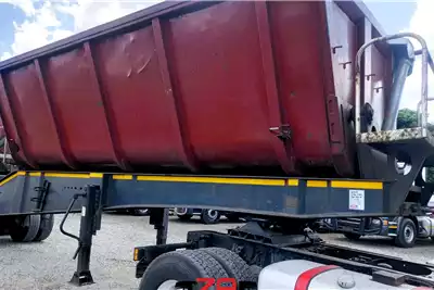 Top Trailer Trailers Side tipper TOP TRAILER 40 CUBE SIDE TIPPER 2007 for sale by ZA Trucks and Trailers Sales | AgriMag Marketplace