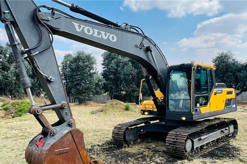 Volvo Excavators EC210 DL EXCAVATOR 2022