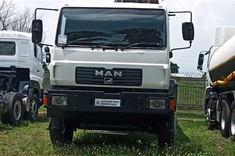 MAN Water bowser trucks MAN CLA 26 28 18000L WATER TANKER 2015