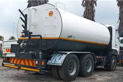 Hino Water bowser trucks HINO 700 6X4 18000L WATER TANKER 2008 for sale by Alan Truck And Trailer Sales | Truck & Trailer Marketplace