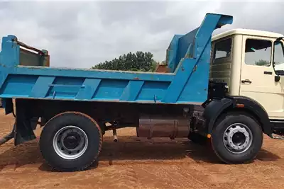 Mercedes Benz Tipper trucks V Series 1413 1993 for sale by Trans Wes Auctioneers | AgriMag Marketplace