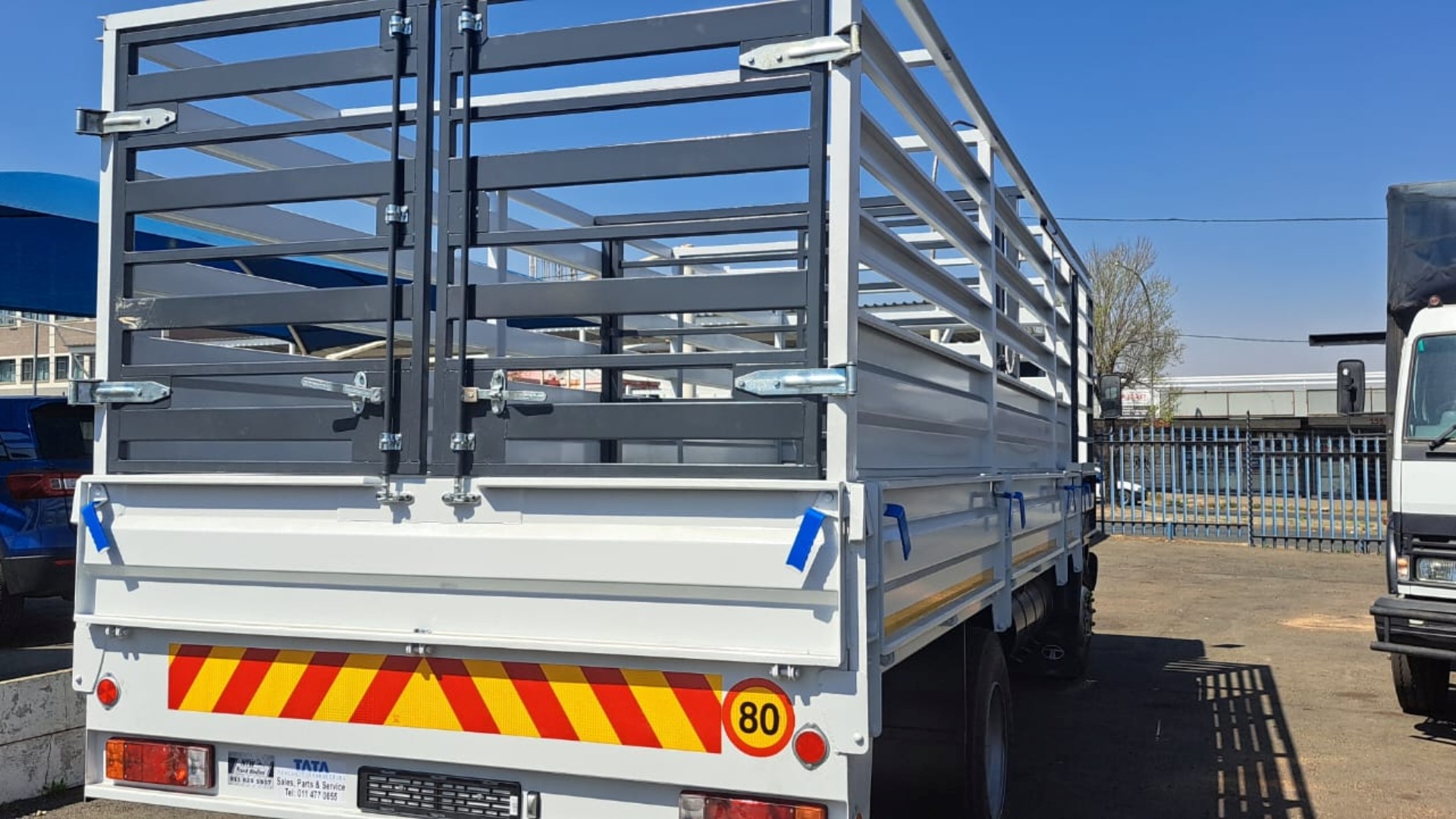 Tata Cattle body trucks LPT 1518 WITH CATTLE BODY DEMO 2023 for sale by Newlands Commercial | Truck & Trailer Marketplace