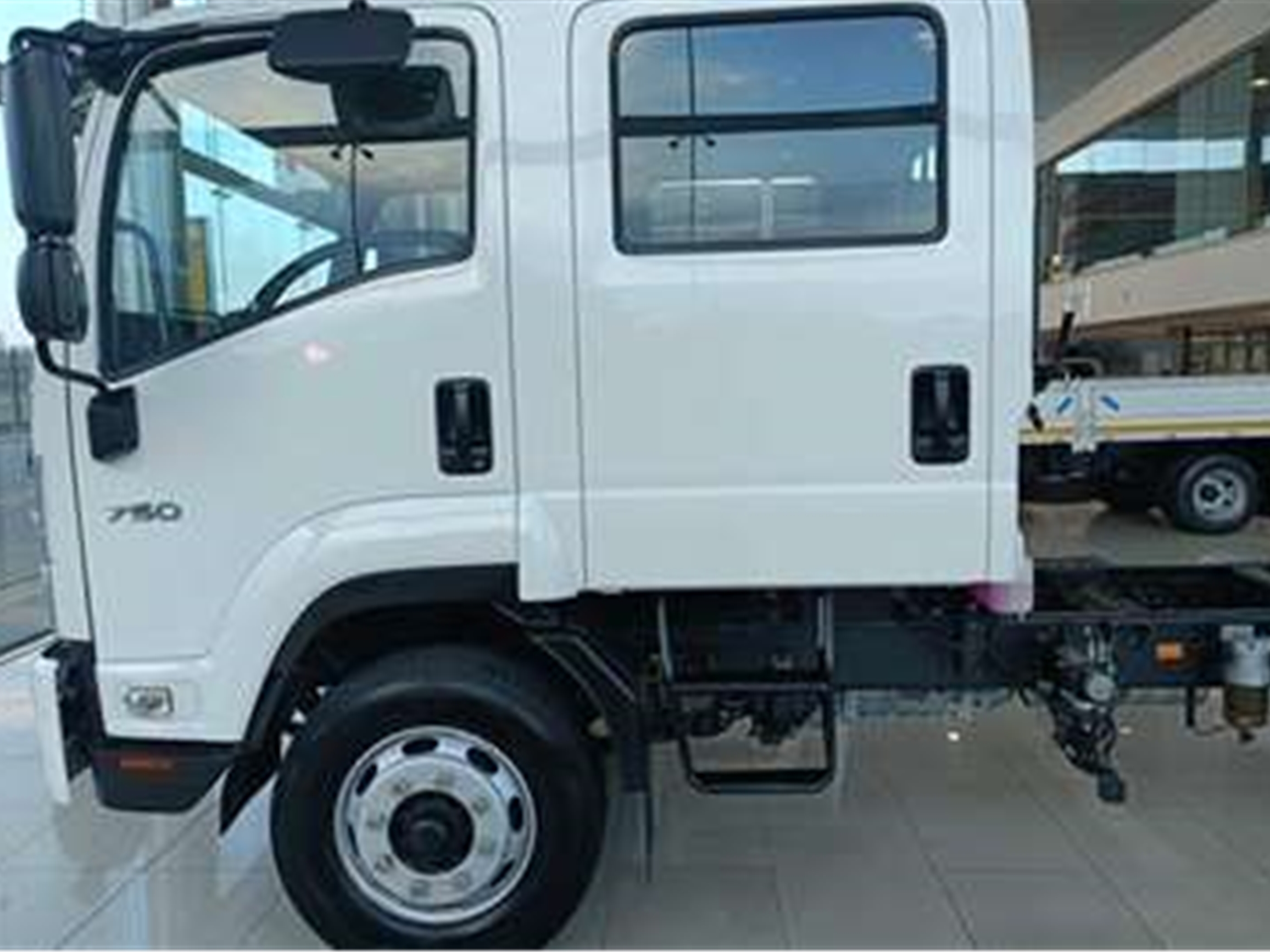 Isuzu LDVs & panel vans TRUCKS FSR 750 CREW CAB AMT 2024 for sale by Westvaal Rustenburg Trucks | Truck & Trailer Marketplace