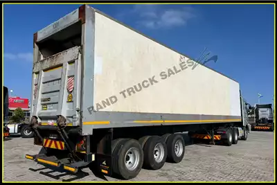 Henred Trailers Box body 14m Tri Axle Trailer 1998 for sale by East Rand Truck Sales | Truck & Trailer Marketplace