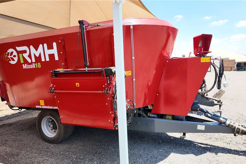 Other Feed wagons RMH Michell 18