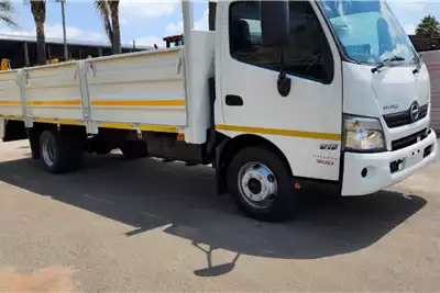 Hino Dropside trucks Hino 300 915 Mass Dropside 2016 for sale by CH Truck Sales | Truck & Trailer Marketplace
