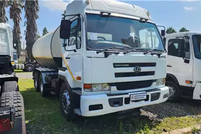 Fuso Truck tractors FUSO FV26 420 6X4 DROPSIDE 2011 for sale by Lappies Truck And Trailer Sales | Truck & Trailer Marketplace