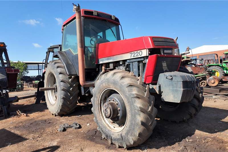 Case Tractors 4WD tractors CASE 7220 Tractor Now stripping for spares.
