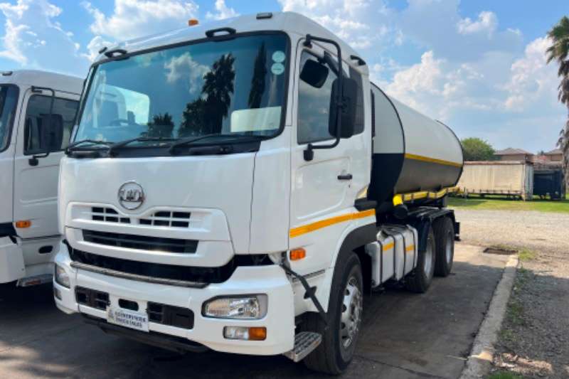 Nissan Water bowser trucks NISSAN UD460 18000 LITRES WATER TANKER FOR SALE 2008