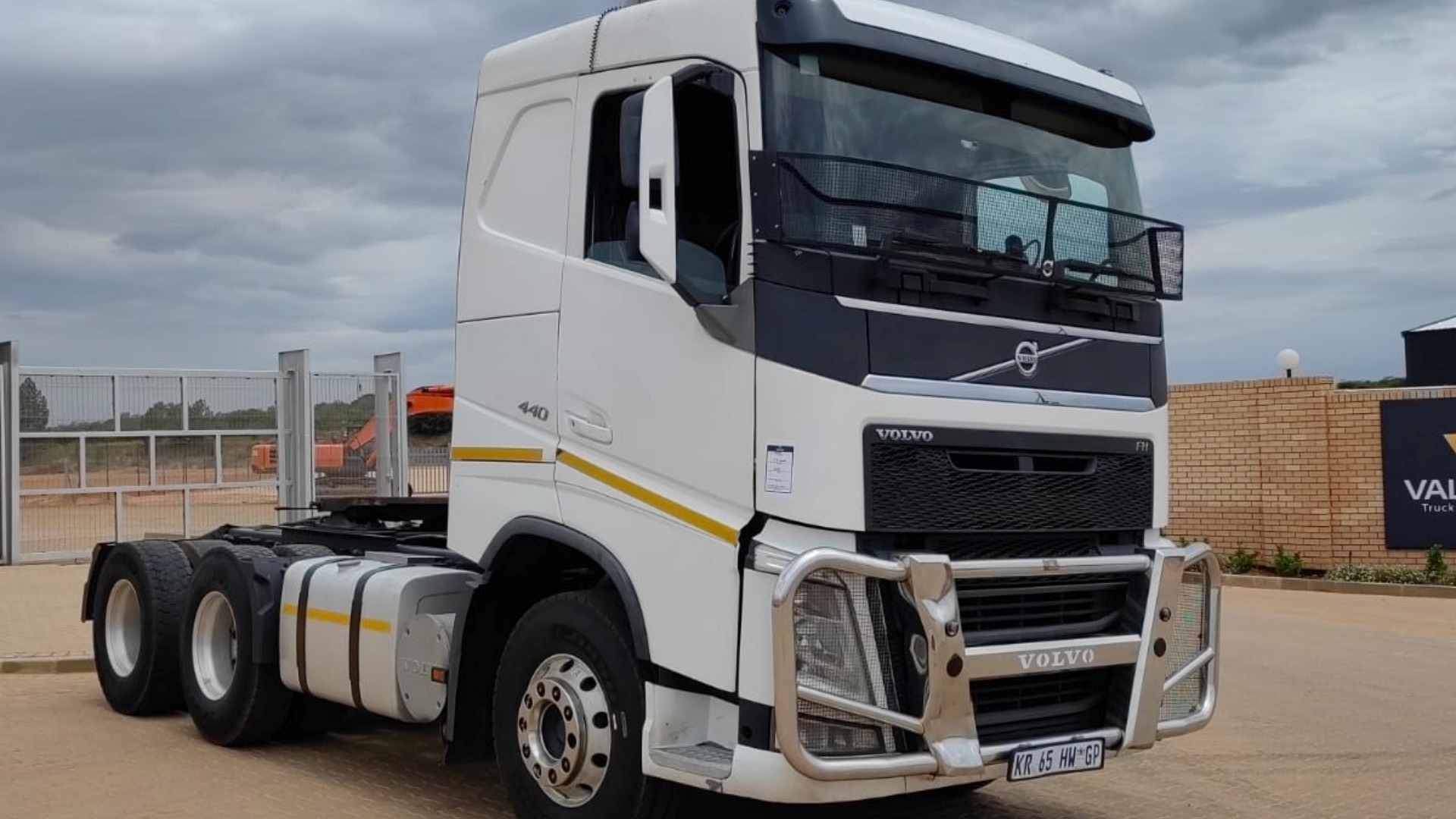 Volvo Truck tractors Double axle FH440 2018 for sale by Valour Truck and Plant | Truck & Trailer Marketplace