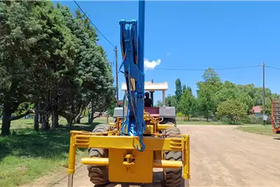 Hiab Cranes Tractor Trailer Crane 3.2 Ton for sale by Dirtworx | Truck & Trailer Marketplace