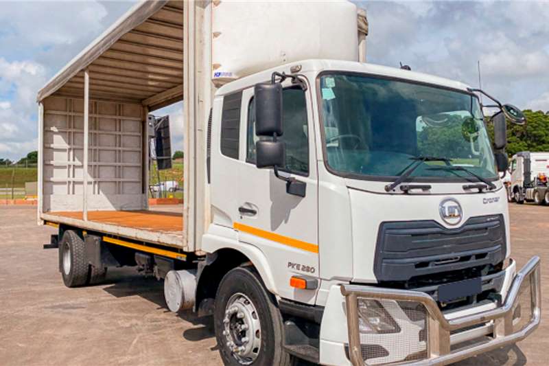 [make] Curtain side trucks in South Africa on AgriMag Marketplace