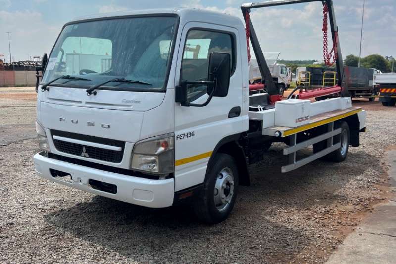 Mitsubishi Skip bin loader trucks MITSUBISHI MINI SKIP LOADER 2019