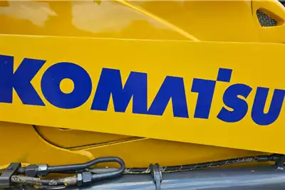 Komatsu TLBs KOMATSU WB93R 4X4 TLB 2007 for sale by WCT Auctions Pty Ltd  | Truck & Trailer Marketplace