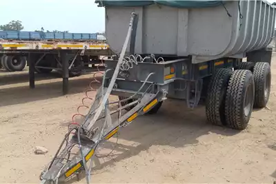 Henred Trailers End tipping 9.3 Kub Tiper Pub 1997 for sale by Therons Voertuig | AgriMag Marketplace